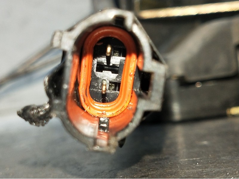 Recambio de motor cierre centralizado trasero derecho para kia carens i monospace (fc, fj) 2.0 crdi referencia OEM IAM   