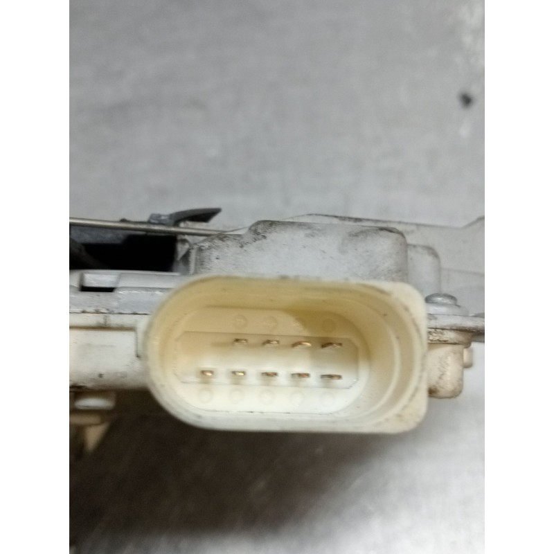 Recambio de motor cierre centralizado delantero izquierdo para audi a3 (8p1) 2.0 tdi 16v referencia OEM IAM   
