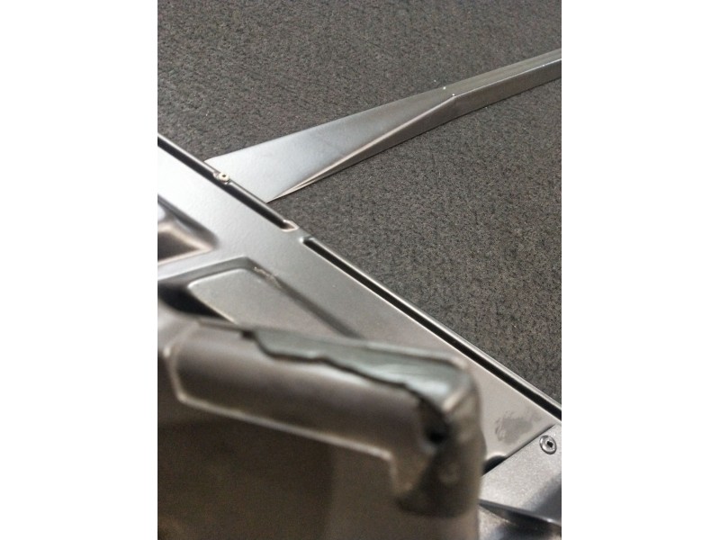 Recambio de bandeja trasera para mercedes-benz clase a (w168) a 170 cdi (168.009, 168.109) referencia OEM IAM A16869000497D91  