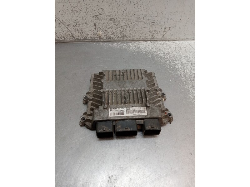 Recambio de centralita motor uce para suzuki vitara (et) hdi (se 420hdi) referencia OEM IAM 5WS40074AT HW9647476380 