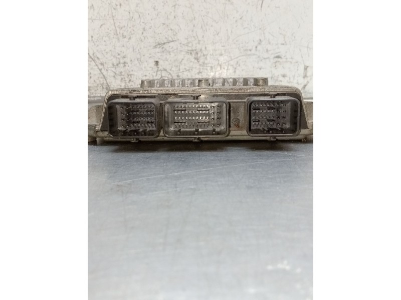 Recambio de centralita motor uce para suzuki vitara (et) hdi (se 420hdi) referencia OEM IAM 5WS40074AT HW9647476380 