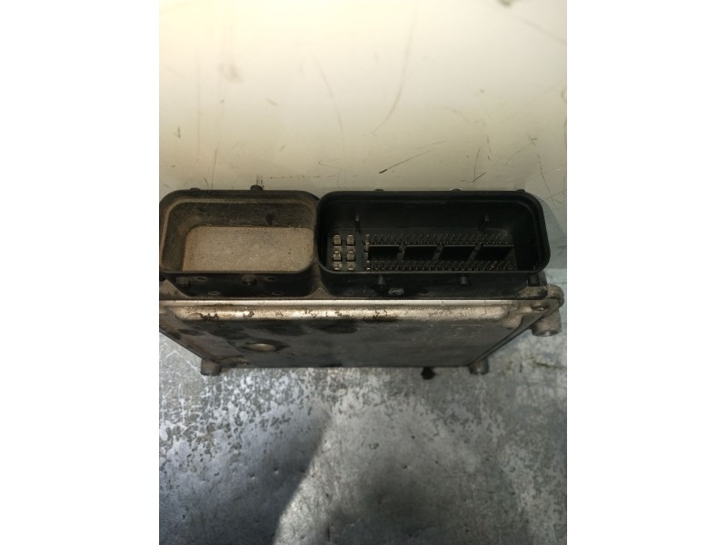 Recambio de centralita motor uce para hyundai i20 i (pb, pbt) 1.2 referencia OEM IAM 3911003256 9001040880KD 