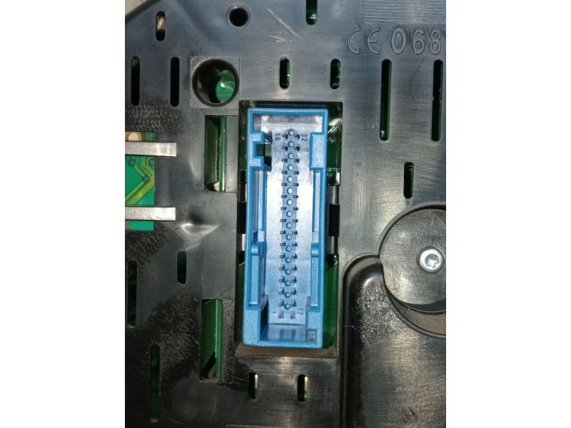 Recambio de cuadro instrumentos para audi a3 (8p1) 2.0 tdi 16v referencia OEM IAM 8P0920931E  