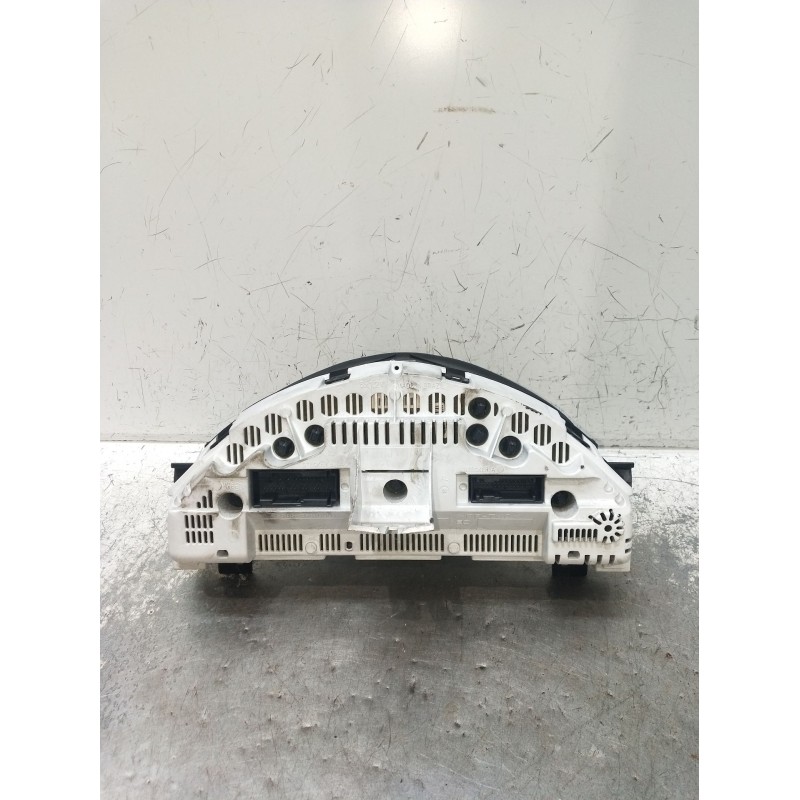Recambio de cuadro instrumentos para mercedes-benz clase a (w168) a 170 cdi (168.009, 168.109) referencia OEM IAM A1685408711  