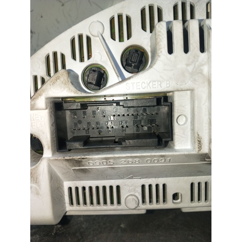 Recambio de cuadro instrumentos para mercedes-benz clase a (w168) a 170 cdi (168.009, 168.109) referencia OEM IAM A1685408711  