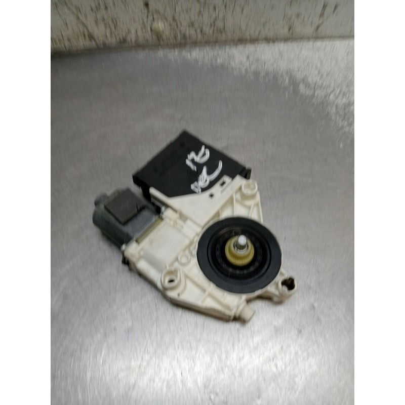 Recambio de elevalunas delantero izquierdo para audi a3 (8p1) 2.0 tdi 16v referencia OEM IAM 8P0959801K  