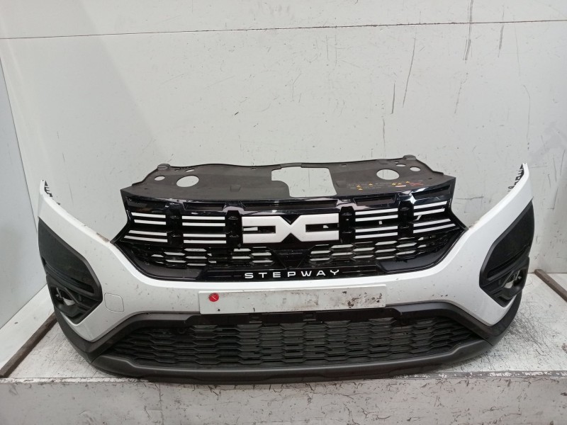 Recambio de paragolpes delantero para dacia sandero iii 1.0 tce 90 eco-g referencia OEM IAM   