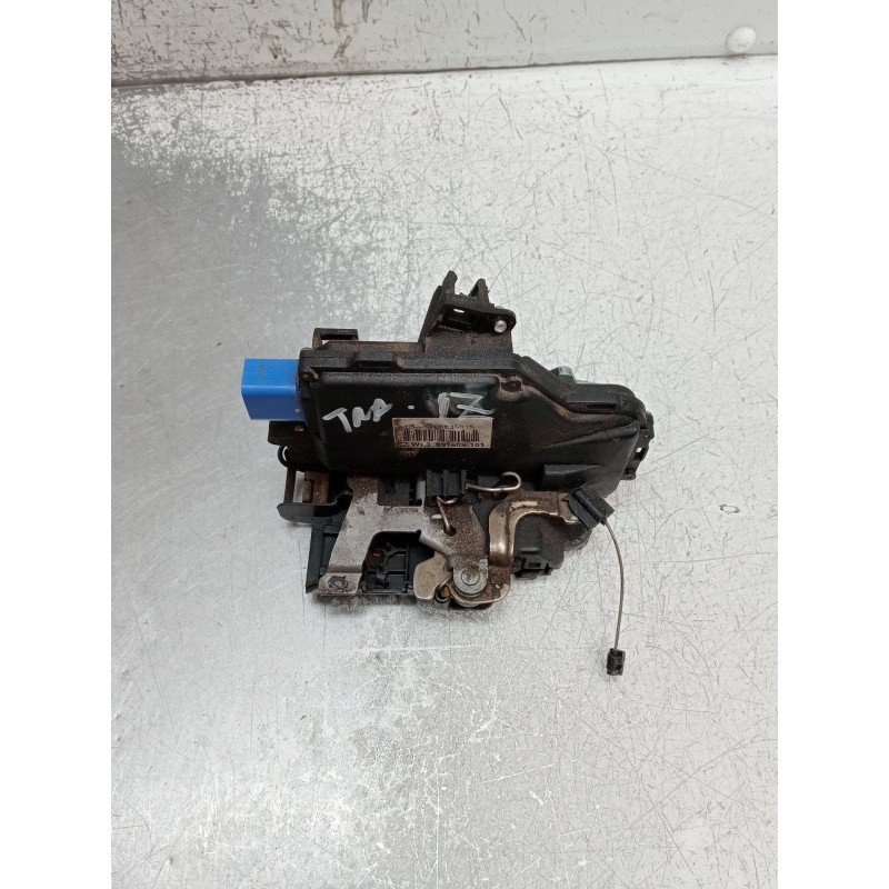 Recambio de motor cierre centralizado trasero izquierdo para porsche cayenne (typ 9pa) básico referencia OEM IAM 7L0839015  