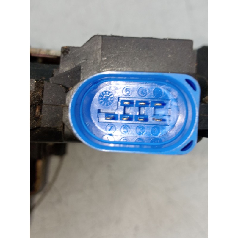 Recambio de motor cierre centralizado trasero izquierdo para porsche cayenne (typ 9pa) básico referencia OEM IAM 7L0839015  