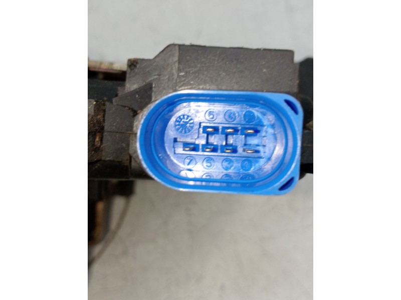 Recambio de motor cierre centralizado trasero izquierdo para porsche cayenne (typ 9pa) básico referencia OEM IAM 7L0839015  