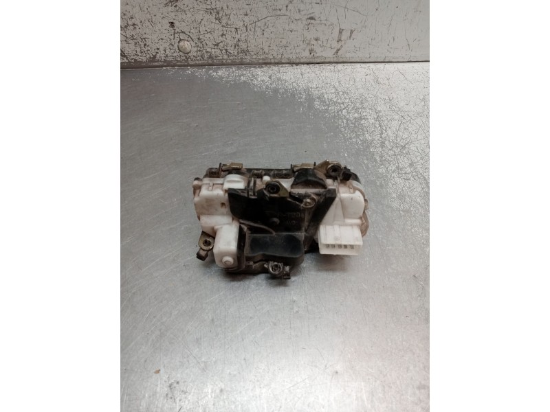 Recambio de motor cierre centralizado delantero derecho para peugeot 406 coupe (s1/s2) 2.2 hdi referencia OEM IAM   