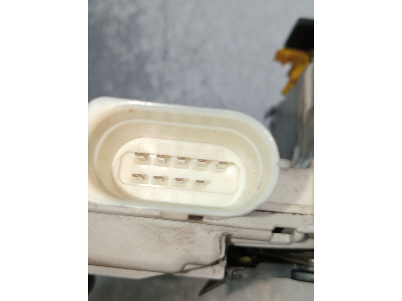 Recambio de motor cierre centralizado delantero izquierdo para audi a4 berlina (8e) 2.0 tdi quattro (dpf) (103kw) referencia OEM