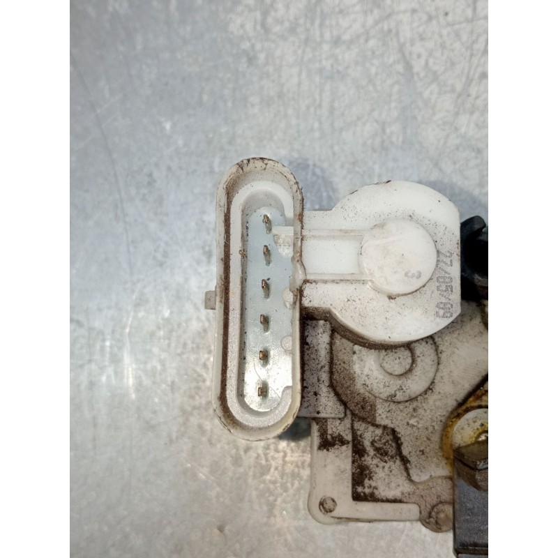 Recambio de motor cierre centralizado delantero izquierdo para fiat doblo cargo (223) 1.3 jtd referencia OEM IAM   