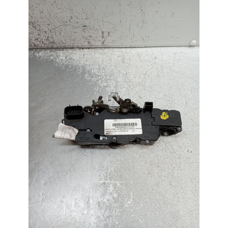 Recambio de motor cierre centralizado delantero izquierdo para fiat stilo (192) 1.9 jtd 16v cat referencia OEM IAM  3P 