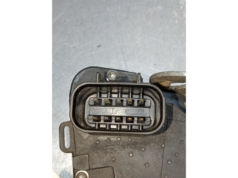 Recambio de motor cierre centralizado delantero izquierdo para fiat stilo (192) 1.9 jtd 16v cat referencia OEM IAM  3P 