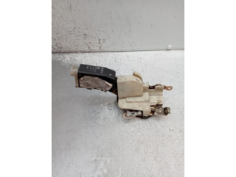 Recambio de motor cierre centralizado delantero izquierdo para opel corsa b 1.5 turbodiesel (lm0) referencia OEM IAM  3P 