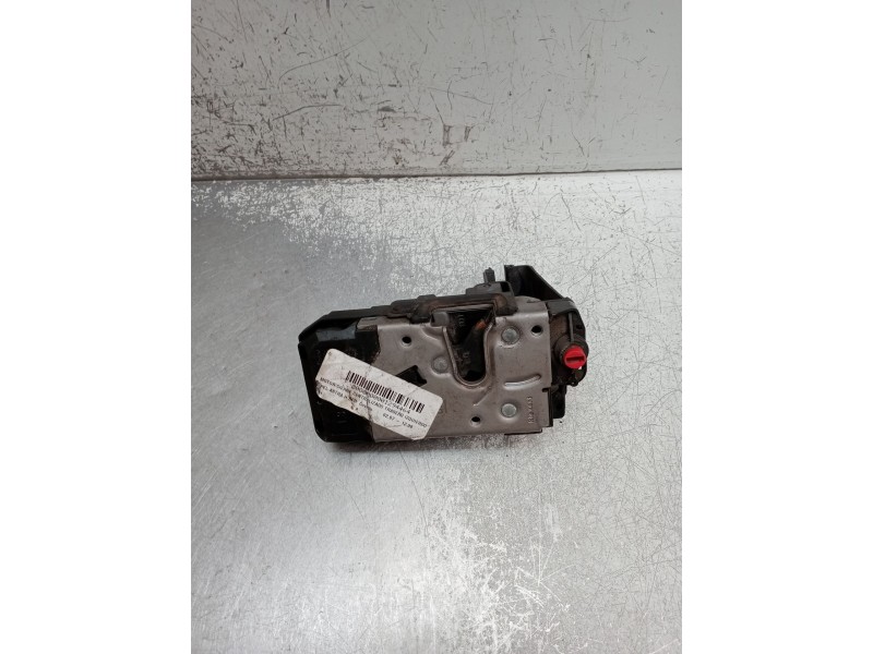 Recambio de motor cierre centralizado trasero izquierdo para opel astra h ber. cosmo referencia OEM IAM   