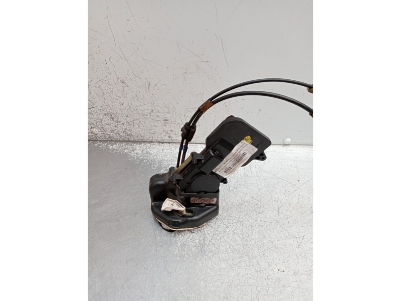 Recambio de motor cierre centralizado trasero derecho para mazda 2 berlina (dy) 1.4 diesel cat referencia OEM IAM   