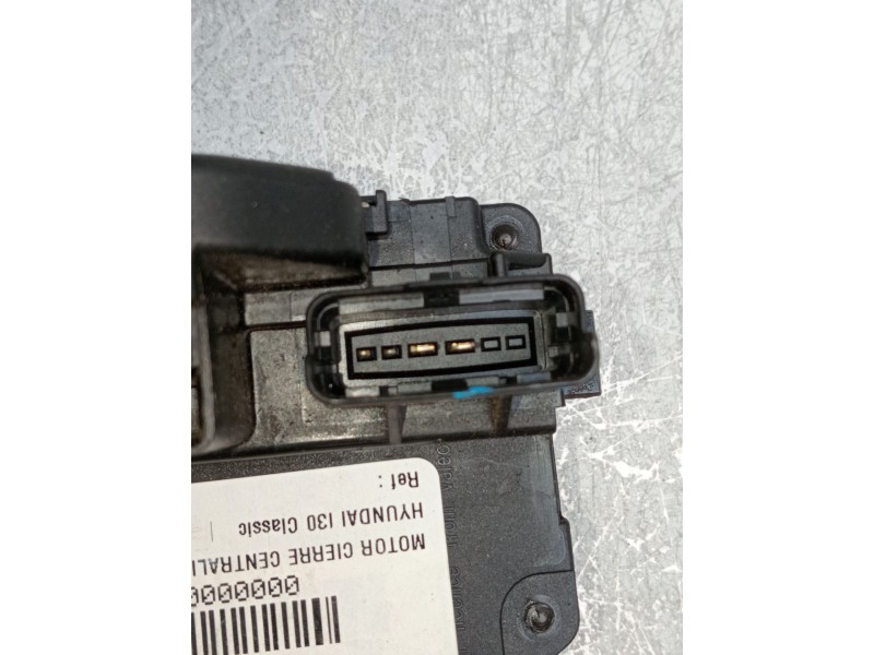 Recambio de motor cierre centralizado delantero derecho para hyundai i30 classic referencia OEM IAM   