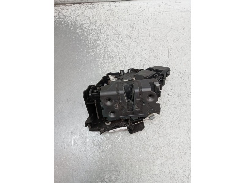 Recambio de motor cierre centralizado delantero izquierdo para ford focus lim. (cb4) 1.8 tdci turbodiesel cat referencia OEM IAM