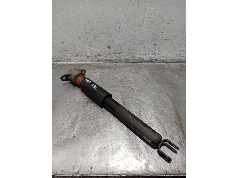 Recambio de amortiguador trasero izquierdo para kia cee´d (jd) 1.6 gt referencia OEM IAM   