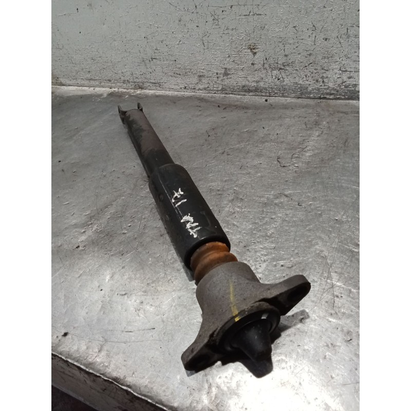 Recambio de amortiguador trasero izquierdo para kia cee´d (jd) 1.6 gt referencia OEM IAM   
