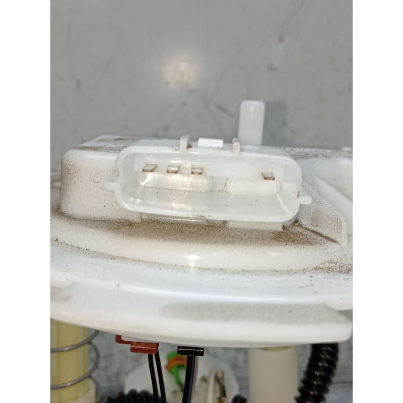 Recambio de bomba combustible para dacia sandero iii 1.0 tce 90 eco-g referencia OEM IAM 172020253R 100130997AA 