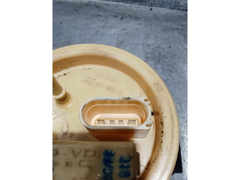 Recambio de bomba combustible para seat ibiza iii (6l1) 1.4 tdi referencia OEM IAM 6Q0919050D A2C58181203 