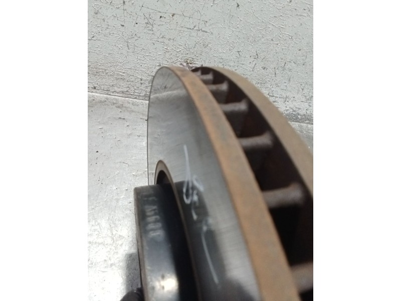 Recambio de disco freno delantero para kia cee´d (jd) 1.6 gt referencia OEM IAM   