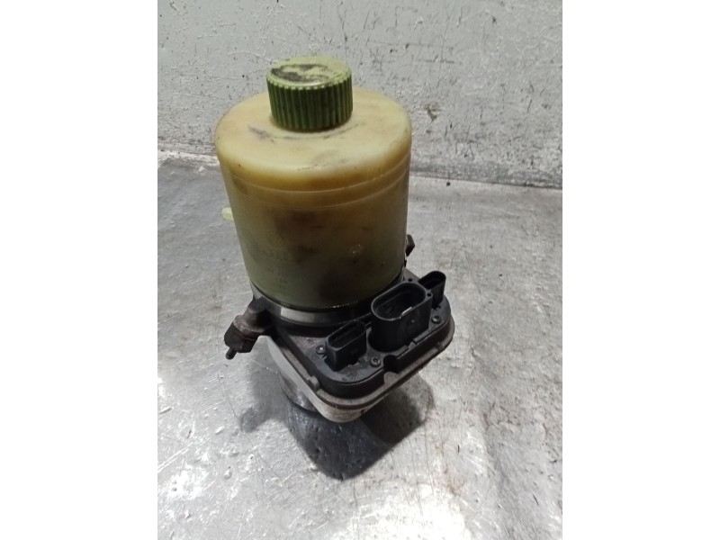 Recambio de bomba direccion para seat ibiza iii (6l1) 1.4 tdi referencia OEM IAM 6Q0423156AB  