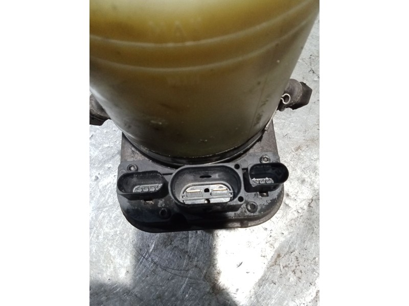 Recambio de bomba direccion para seat ibiza iii (6l1) 1.4 tdi referencia OEM IAM 6Q0423156AB  