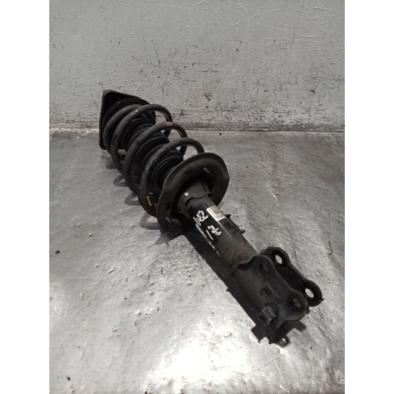 Recambio de amortiguador delantero izquierdo para kia cee´d (jd) 1.6 gt referencia OEM IAM   