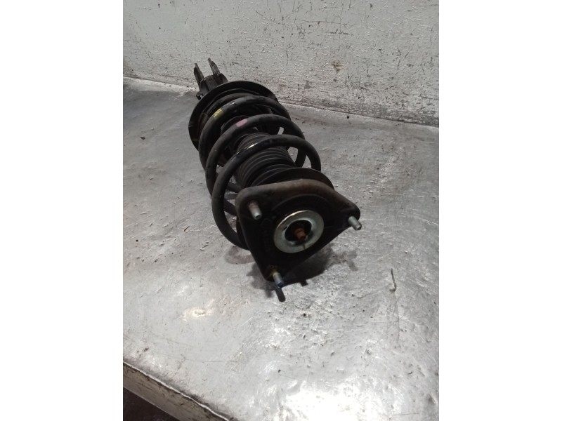 Recambio de amortiguador delantero derecho para kia cee´d (jd) 1.6 gt referencia OEM IAM   
