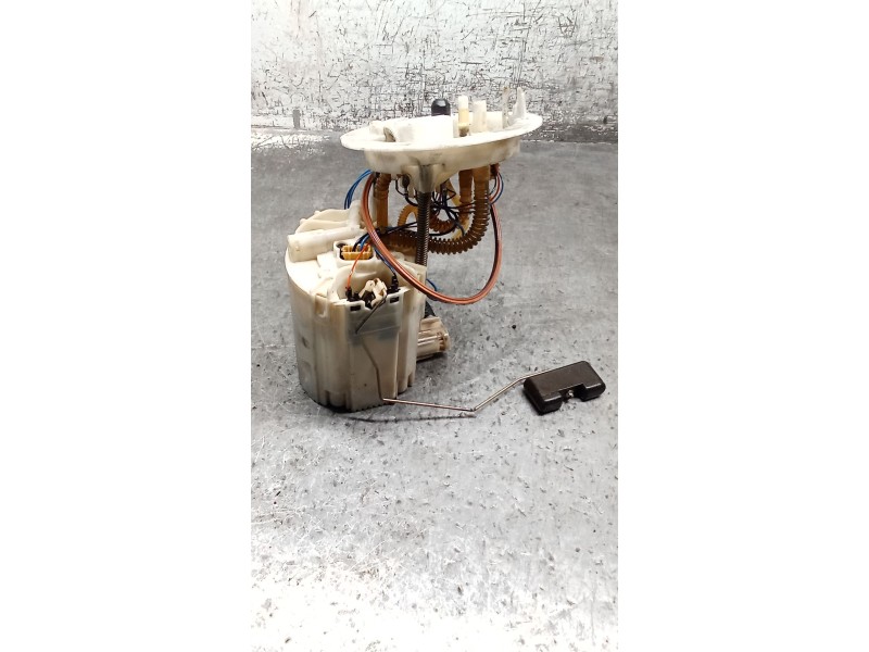 Recambio de bomba combustible para audi a5 sportback (8ta) 2.0 tdi quattro referencia OEM IAM 8K0919050L 0580205007 