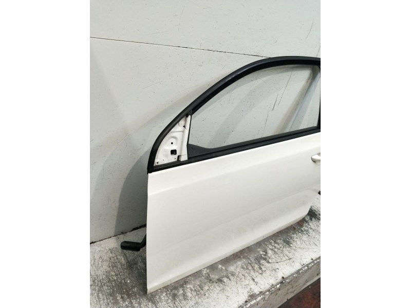 Recambio de puerta delantera izquierda para volkswagen golf vi (5k1) 2.0 tdi referencia OEM IAM  3P 