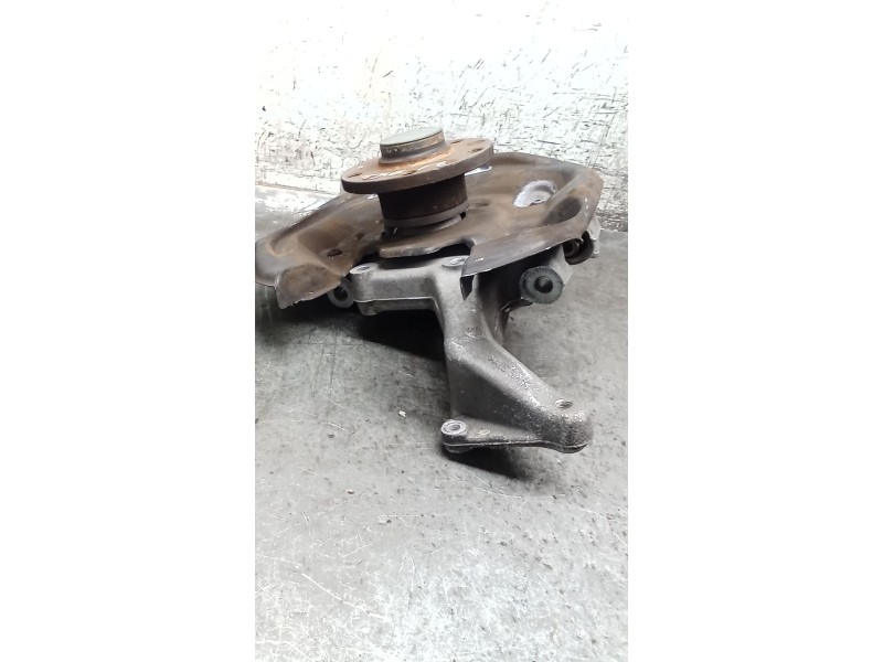 Recambio de mangueta trasera izquierda para volkswagen sharan (7n1, 7n2) 2.0 tdi referencia OEM IAM   