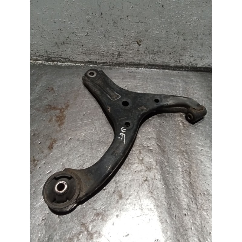 Recambio de brazo suspension inferior delantero derecho para hyundai accent iii sedán (mc) 1.4 gl referencia OEM IAM   