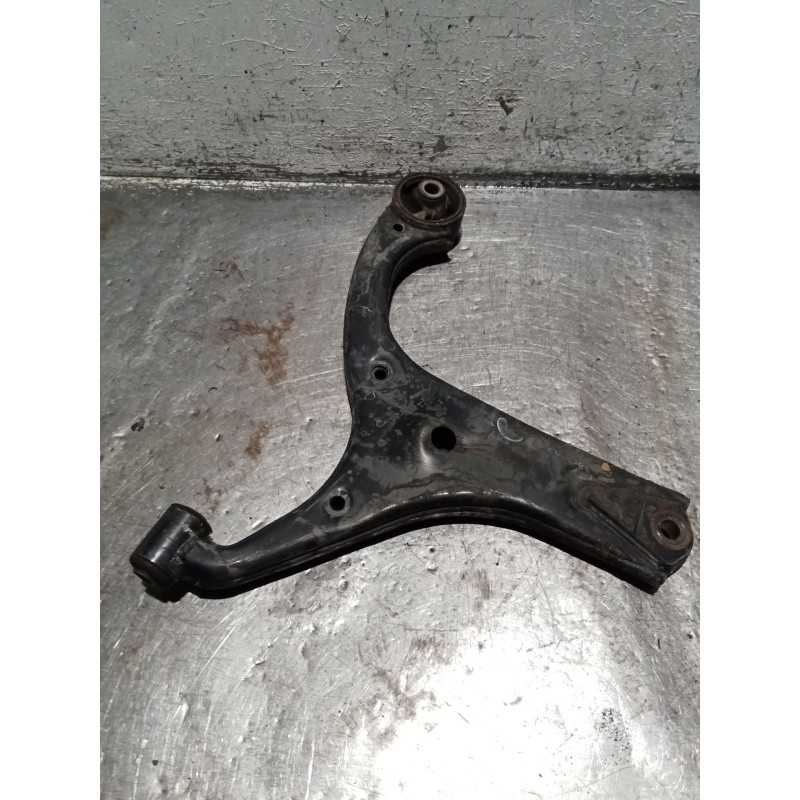 Recambio de brazo suspension inferior delantero izquierdo para hyundai accent iii sedán (mc) 1.4 gl referencia OEM IAM   