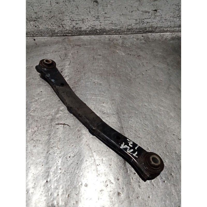 Recambio de brazo suspension superior trasero izquierdo para kia cee´d (jd) 1.6 gt referencia OEM IAM   