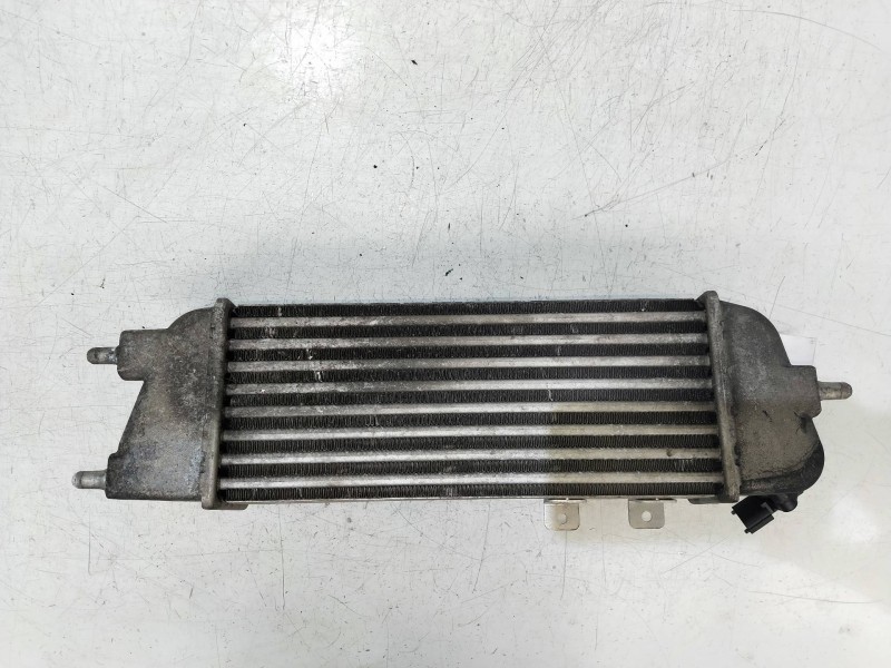 Recambio de intercooler para hyundai i30cw 1.6 crdi cat referencia OEM IAM 282712A610 6714315 