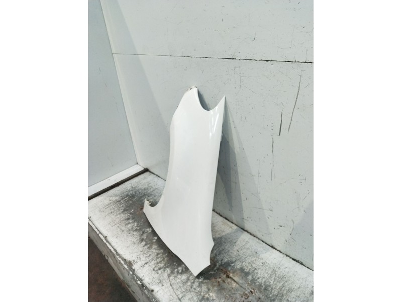 Recambio de aleta delantera izquierda para volkswagen golf vi (5k1) 2.0 tdi referencia OEM IAM   