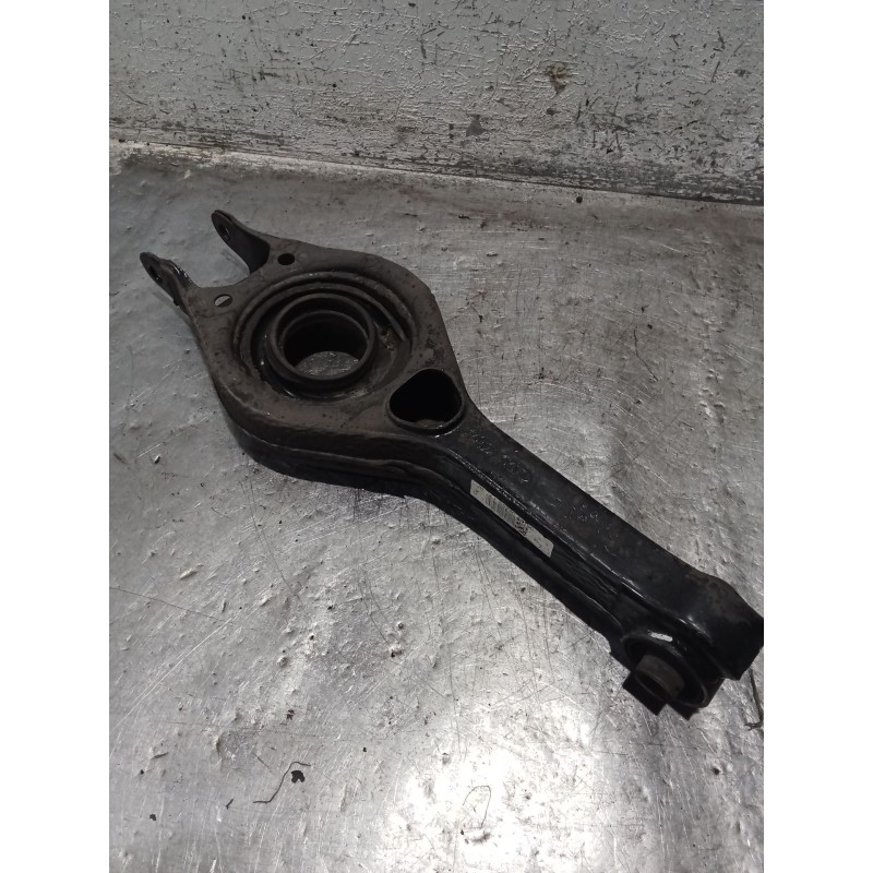 Recambio de brazo suspension inferior trasero derecho para kia cee´d (jd) 1.6 gt referencia OEM IAM 55220A6100  