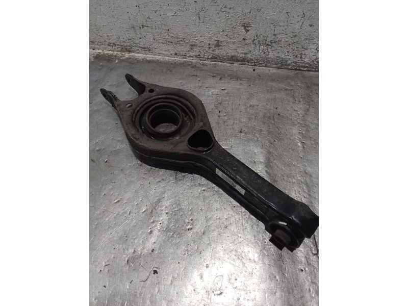 Recambio de brazo suspension inferior trasero derecho para kia cee´d (jd) 1.6 gt referencia OEM IAM 55220A6100  