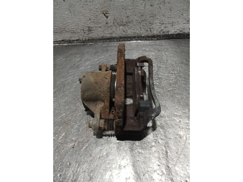 Recambio de pinza freno delantera derecha para hyundai elantra iii sedán (xd) 1.6 referencia OEM IAM   