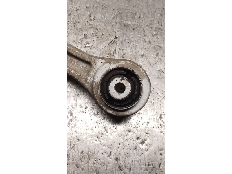 Recambio de brazo suspension inferior delantero izquierdo para audi a5 sportback (8ta) 2.0 tdi quattro referencia OEM IAM 8K0407