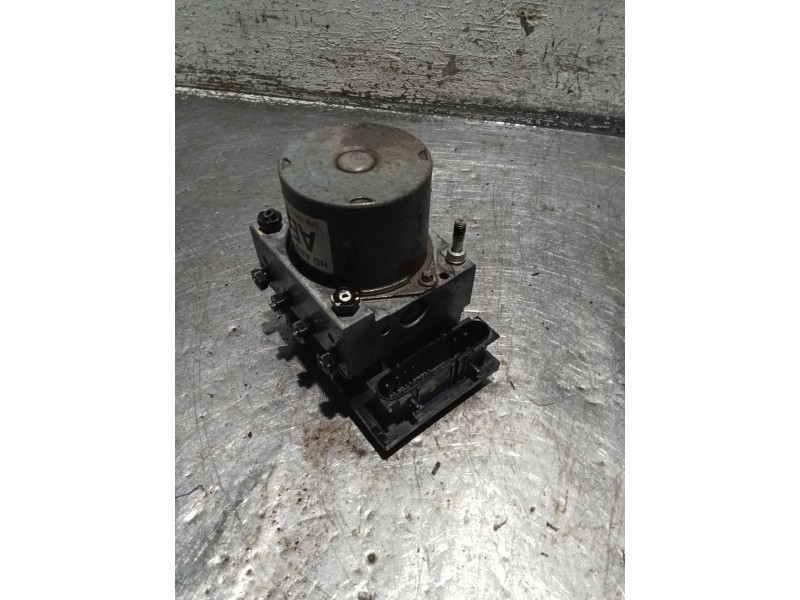 Recambio de abs para hyundai elantra iii sedán (xd) 1.6 referencia OEM IAM 0265800573 0265234838 589209H300