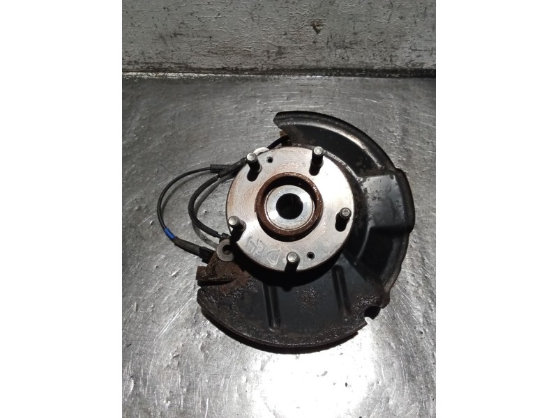 Recambio de mangueta delantera derecha para hyundai elantra iii sedán (xd) 1.6 referencia OEM IAM   