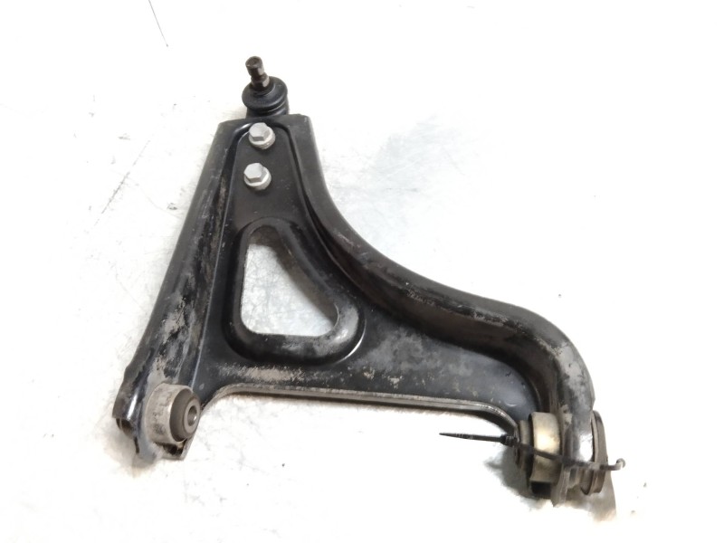 Recambio de brazo suspension inferior delantero derecho para renault twingo (co6) 1.3 cat referencia OEM IAM   