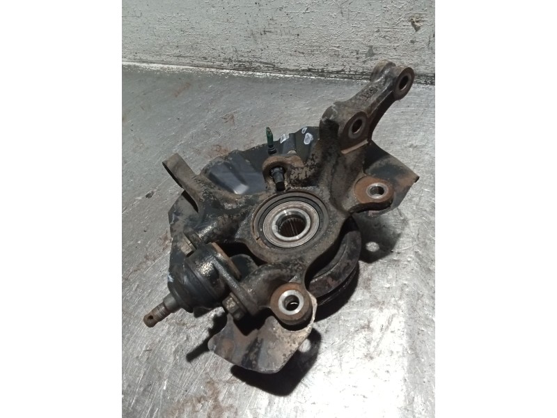 Recambio de mangueta delantera izquierda para hyundai accent iii sedán (mc) 1.4 gl referencia OEM IAM   