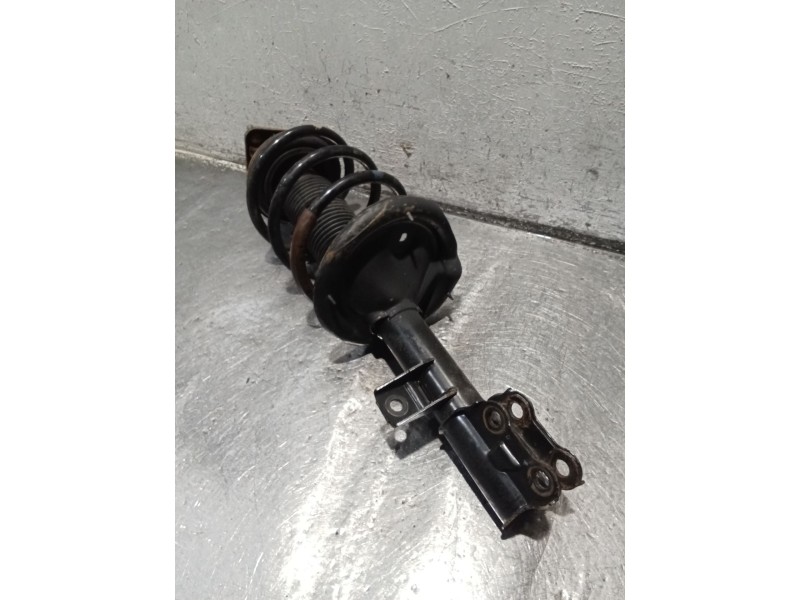 Recambio de amortiguador delantero derecho para hyundai elantra iii sedán (xd) 1.6 referencia OEM IAM   